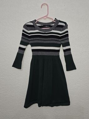 Amy Byer Girls' Green, Black & Gray Striped Knit Dress SIZE 6